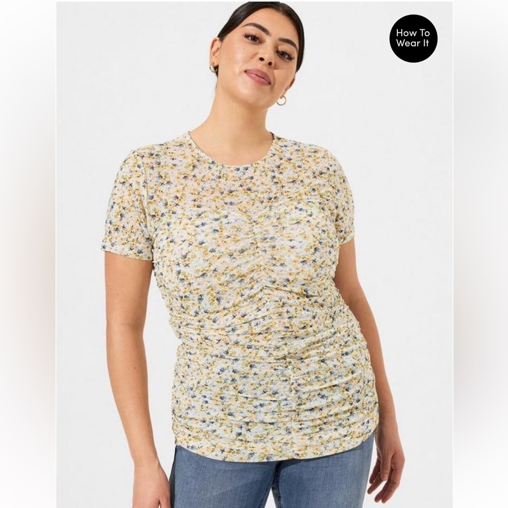 NWT Torrid stretch mesh ruched top, size 4